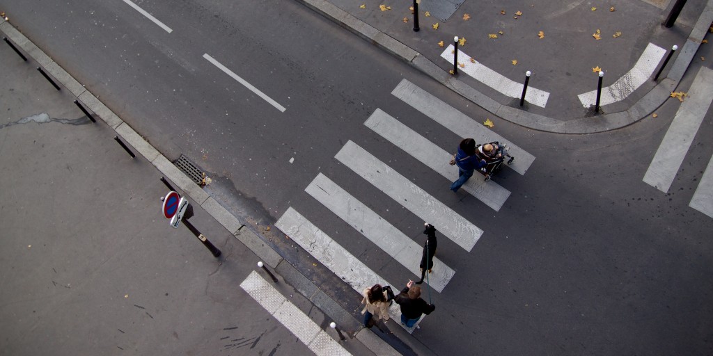 Paris_street_corner,_from_the_promenade_plantee